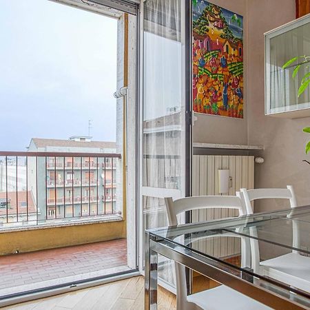 밀라노 Joivy Vibrant Flat With Balcony 아파트 외부 사진